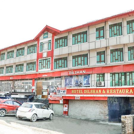 Oyo 72225 Hotel Dilshan Srīnagar エクステリア 写真