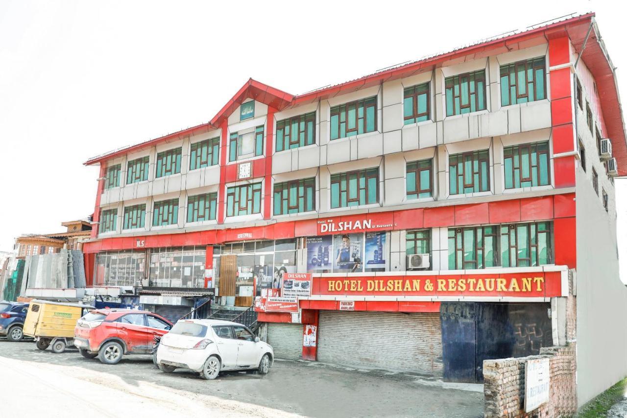 Oyo 72225 Hotel Dilshan Srīnagar エクステリア 写真