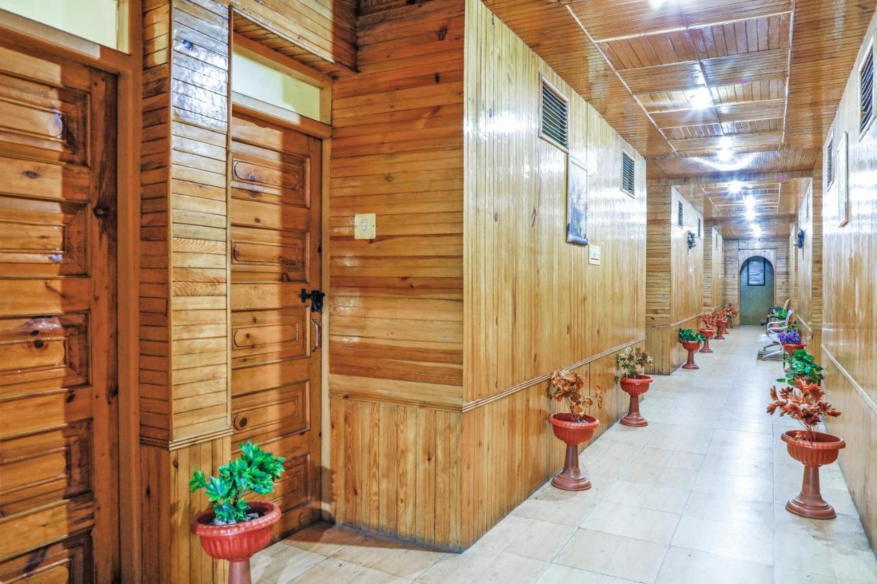Oyo 72225 Hotel Dilshan Srīnagar エクステリア 写真