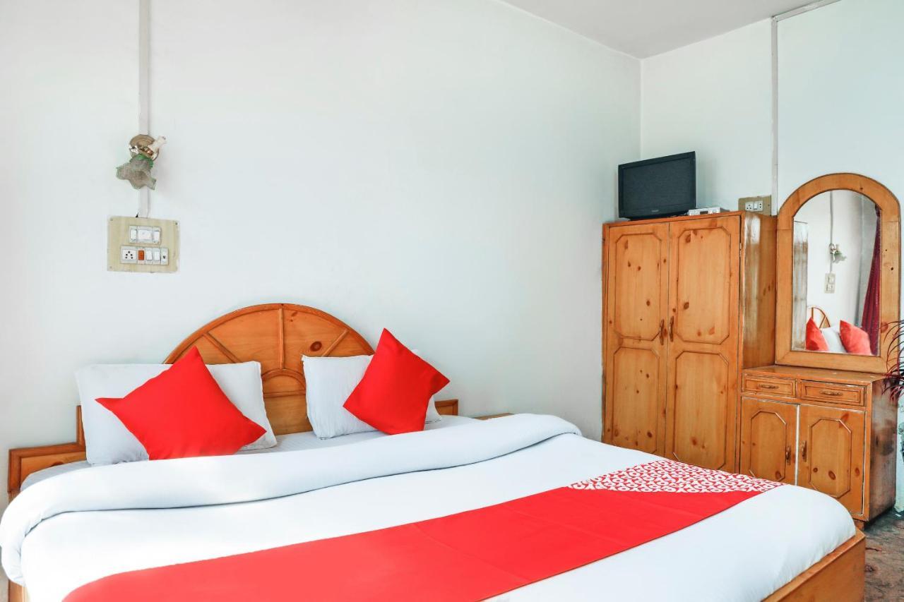 Oyo 72225 Hotel Dilshan Srīnagar エクステリア 写真